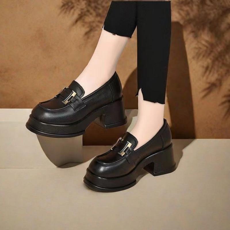 Button small leather shoes women's spring new thick heel black heightening British platform J soft leather single shoes