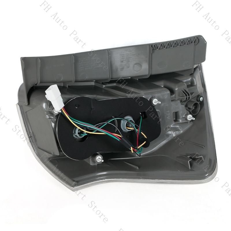 Taillamp Taillight For Toyota Prius Alpha 2012 2013 2014 Car Rear Bumper Tail Light Brake Stop Reverse Lamp 81560-47140