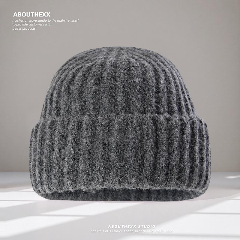 

Woolen Hat for Women Solid Color Simple Knitted Hat Student Couple Face Showing Small Pullover Hat Men s Outdoor Melon Skin Hat M（56-58cm）