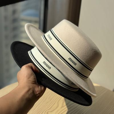 Chapeau plat en laine style Xiaoxiangfeng pour femmes Automne et Hiver Style Britannique Chapeau de pêcheur Haut de gamme