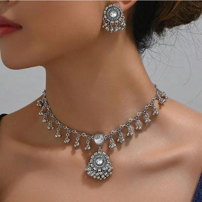 Ethnic Style Women Jewelry Set Fashion Forehead Ornament Tassel Necklace Earrings Set  Wedding