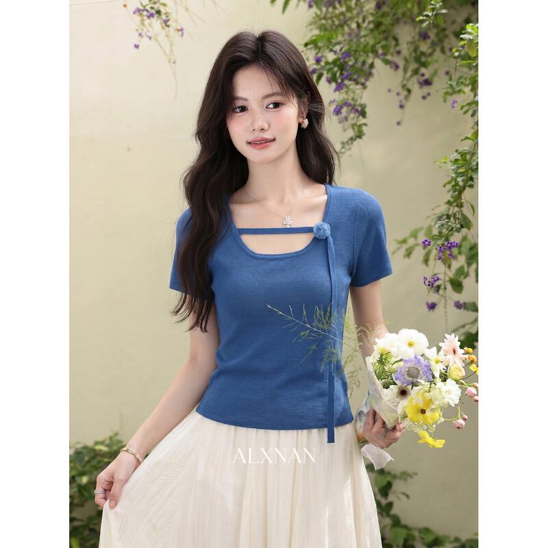 Women s Blue Slim Fit Short Sleeve Knit Top L