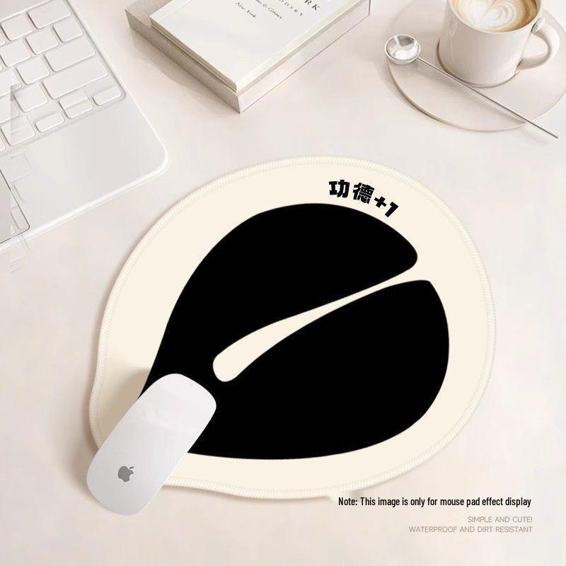 Thickened Wooden Fish-Shaped Mouse Pad with Wrist Rest - Dirt-Resistant, Washable Cartoon Design for Office Use