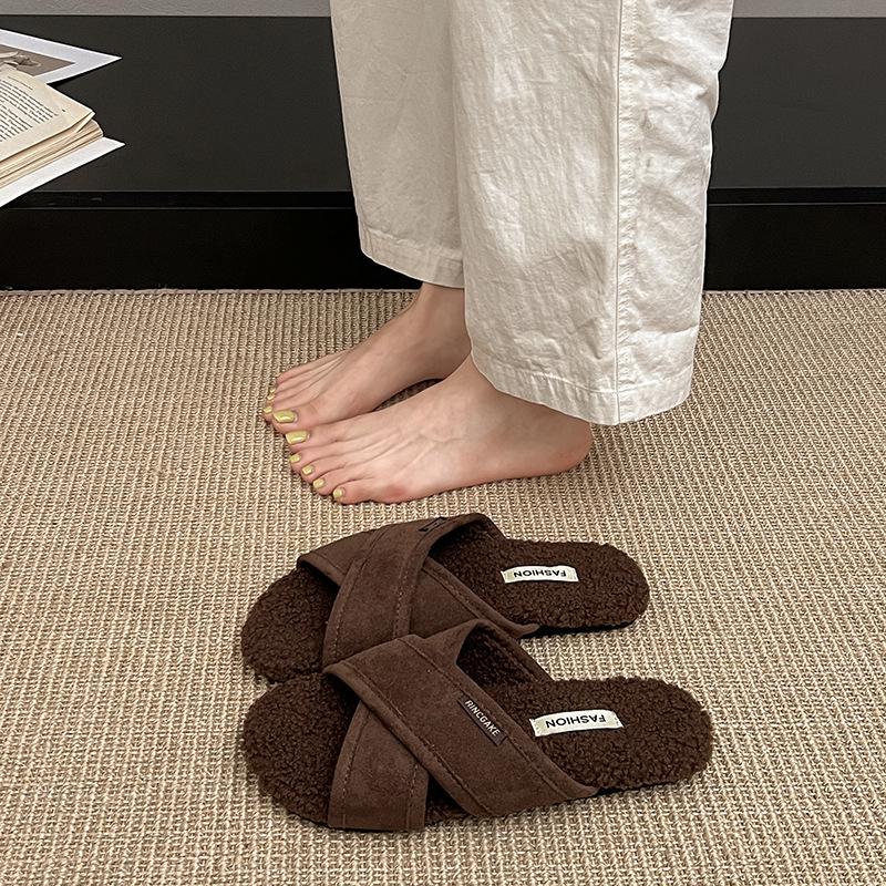 Mao Mao Slippers Women's Fashion Outer Wear 2025 New Retro Muffin Ugly Cute Flat-bottomed Cotton Slippers Lazy One-word Slippers