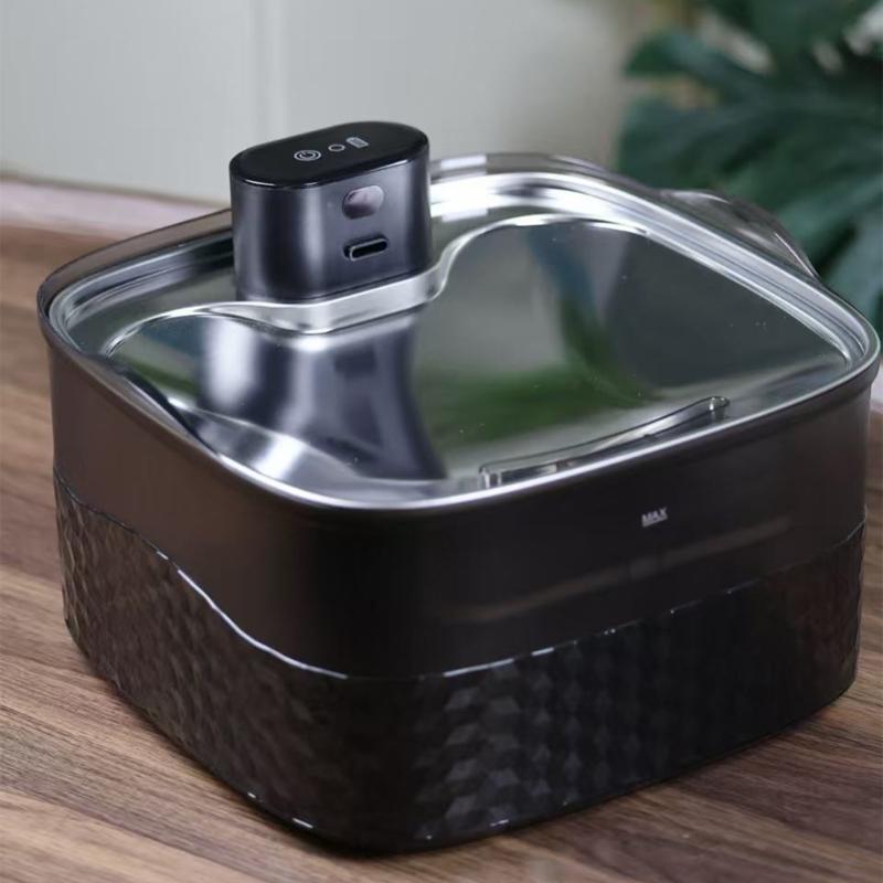 Transparent Black Large Capacity USB Powered Pet Water Fountain with flows System Cats Quiet Pump operations Easy to Design