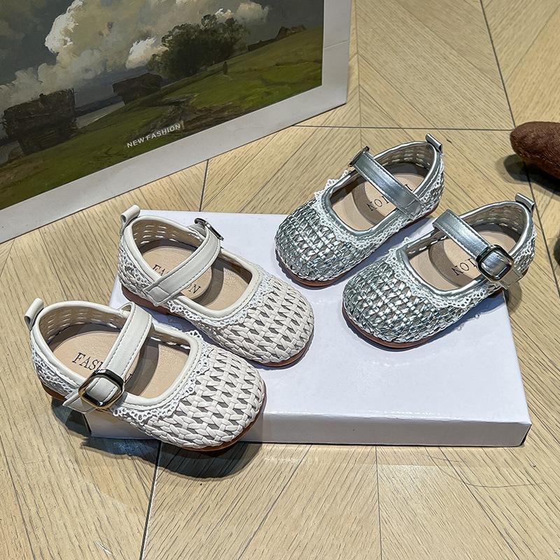 Spring And Summer New Children'S Hollow Woven Girls' Sandals Soft Comfortable Casual Fashionable And Sweet Girls' Shoes