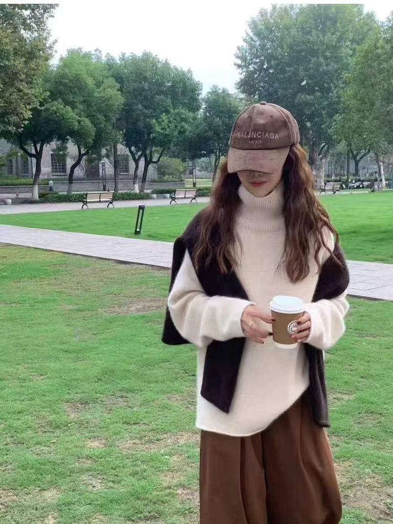Women's High Neck Wool Sweater – Loose, Soft, and Thick Pullover for Autumn/Winter