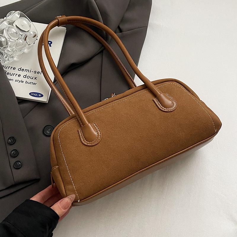 

Нишевая ретро сумка под мышкой женская 2025 новая осенняя сумка через плечо большая вместимость для поездок на работу сумка-подушка Boston коричневый