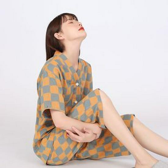 Set Pigiama in Cotone Stile Giapponese: Manica Lunga per Uomo e Donna, Pantaloni in Garza a Doppio Strato, Ideali per Coppie in Autunno.