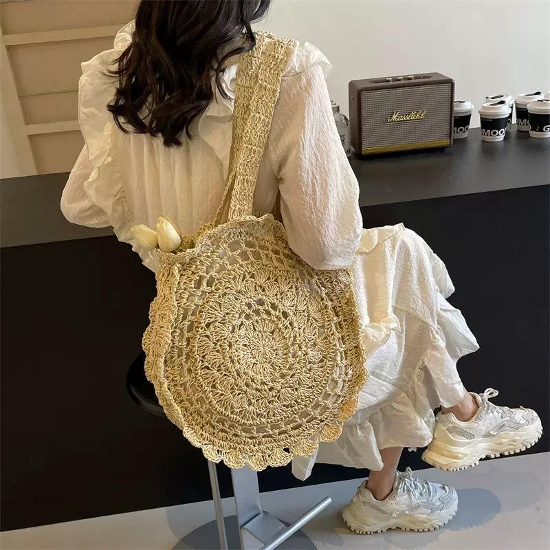 New lace hollow straw bag handwoven bag large capacity tote bag women's seaside vacation shoulder beach bag