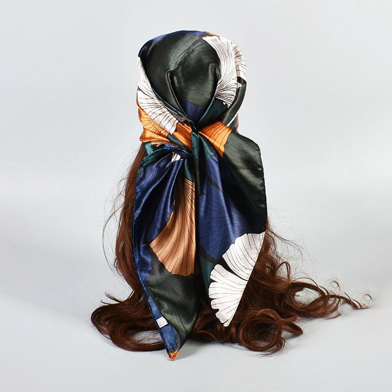 90*90cm Mode Schals Damen Schal Druck Seidensatin Hijab Weibliches Bandana Luxusmarke Quadratisches Damenbandana Foulard Schal