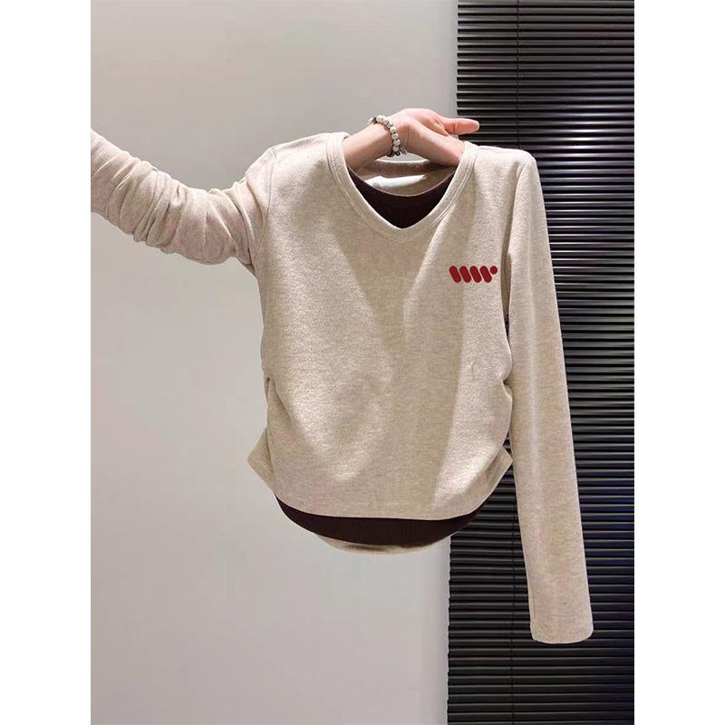 

2026 Women’s V-Neck Long-Sleeve Cotton Layered-Look T-Shirt - Korean Casual Style XL