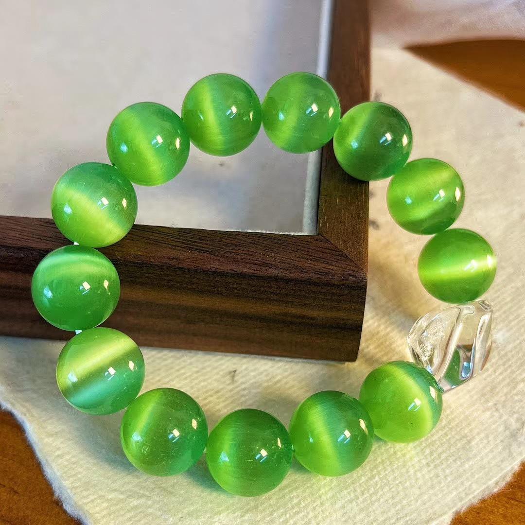 

Vintage Natural White Crystal Large Particle High Quality Vintage Apple Green Artificial Cat S Eye Bracelet Bracelet