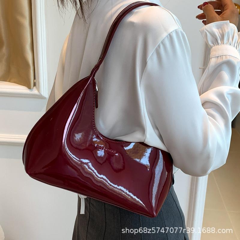 Fashionable shiny small bag women's 2025 new high-end versatile underarm bag women's popular commuter shoulder bag