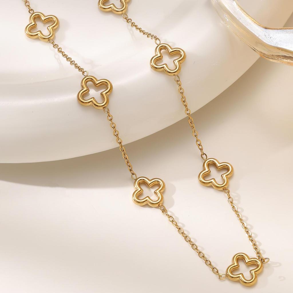 Kadınlar için Minimalist 18K Altın Kaplama Paslanmaz Çelik Dört Yapraklı Yonca Bileklik Kolye