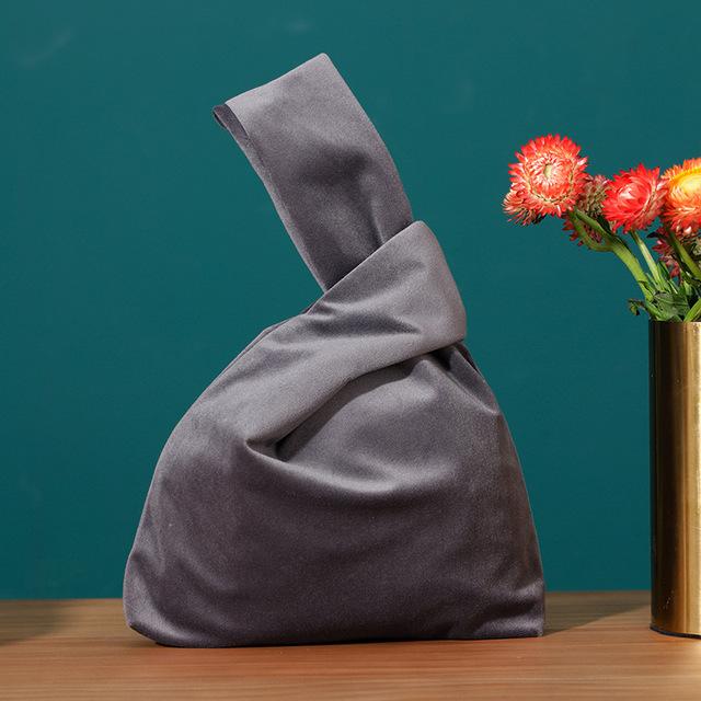 

Женские сумки осень-зима ретро бархатная сумка на запястье с узлом в японском стиле простая сумка для переноски кошельки чехол для ключей для телефона One Size