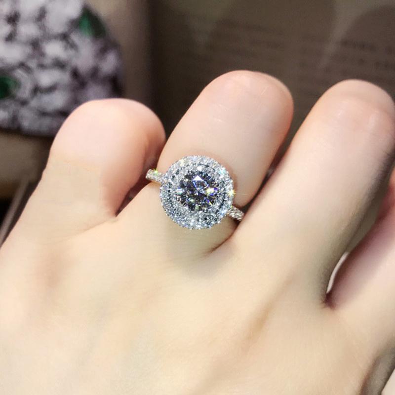 Huitan Temperament Sweet Round Shaped Rings for Women Wedding Engagement Accessories Brilliant Cubic Zirconia Classic Jewelry