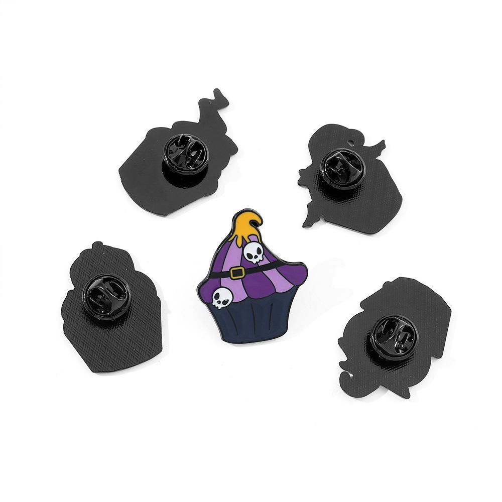 Halloween Cupcake Brosche Schrulliges und Lustiges Geist Skelett Kürbis Kuchen Design