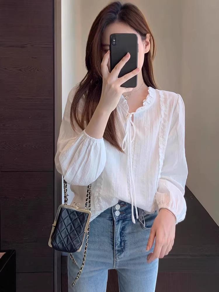 Chic Petite Women's White Lace-Up French Autumn Shirt with Delicate Cutout Design