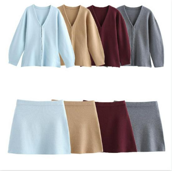 

Autumn/Winter 2024 Women s Knitted Slim Fit Coat & Skirt Set M
