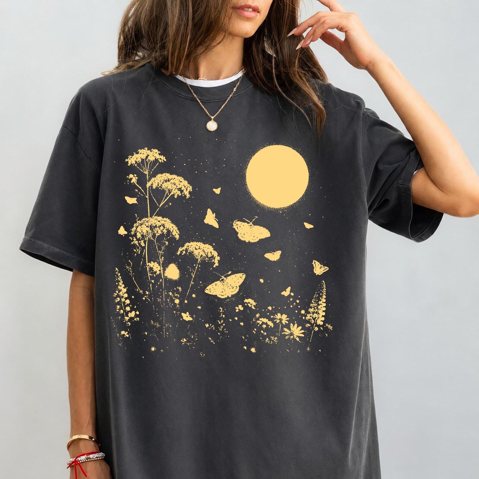 Moth Moon Comfort Colors Shirt, Vintage Gothic Nature Tee, Boho Insect Graphic, Celestial Floral Moth Gift M