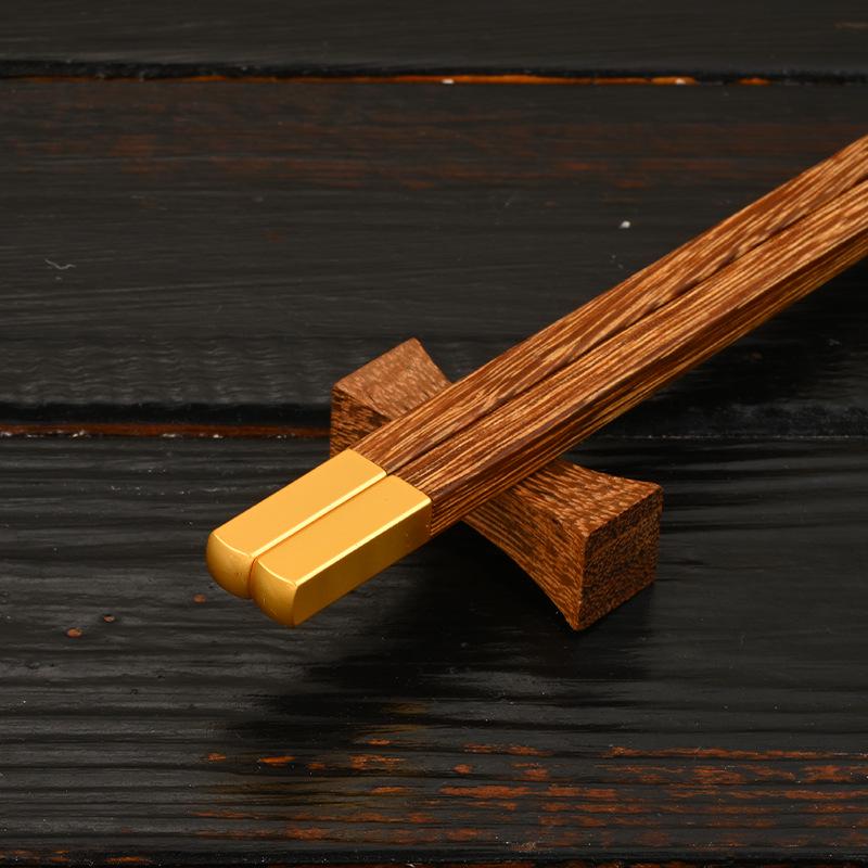 Gravírovaná dřevěná sada jídelních hůlek - 5 nebo 10 párů s krabičkou, Ideální pro domácí použití nebo jako firemní suvenýr pro cizince