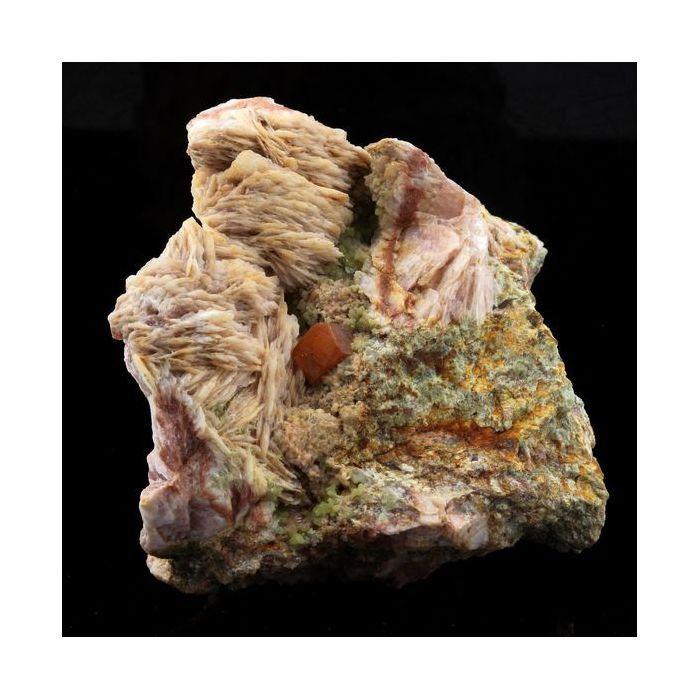 Pierres et Minéraux. Wulfenite + Baryte. 437.8 ct. Lantignié, France. Rare.