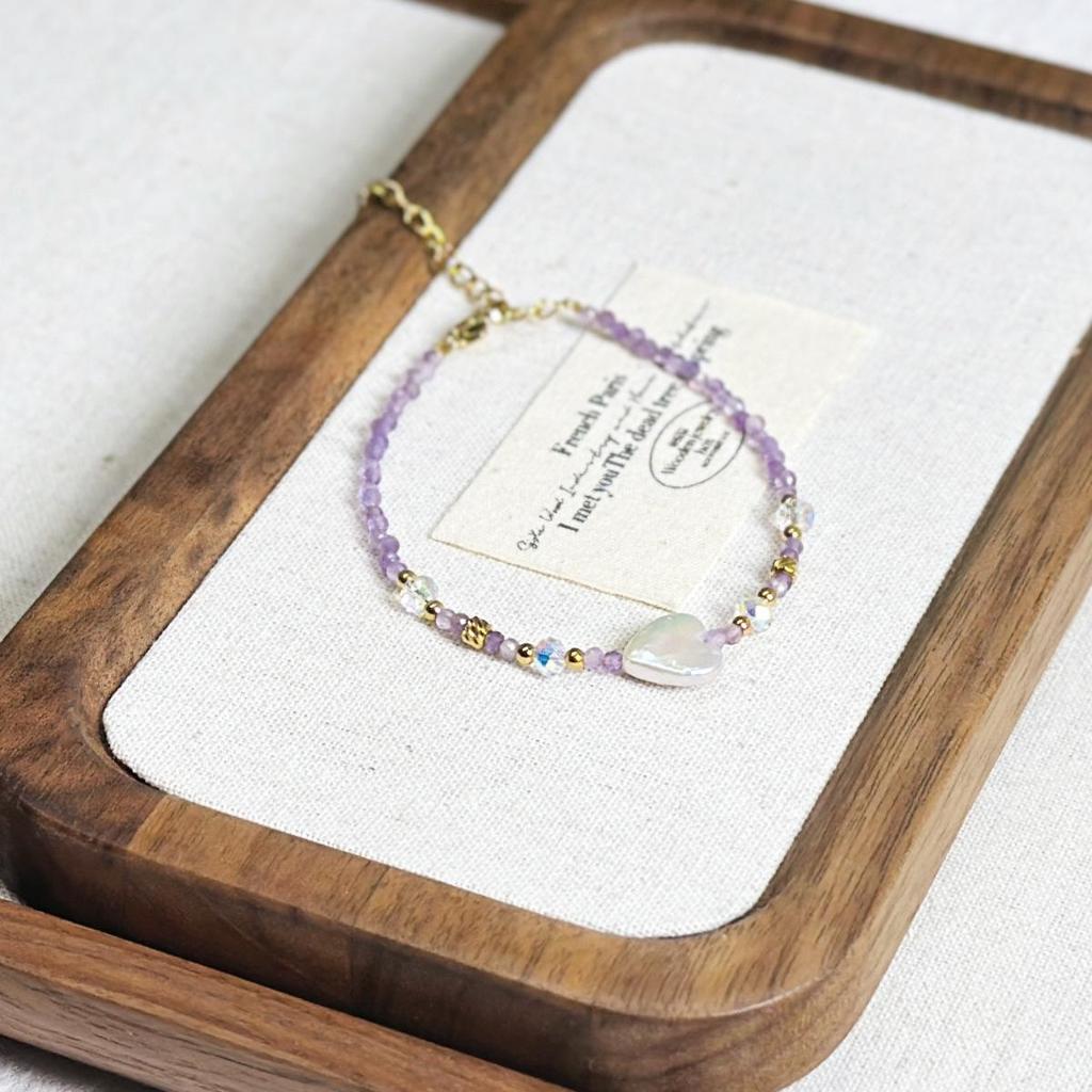 Natural Stone Heart & Freshwater Pearl Bracelet - Elegant Gift for Women