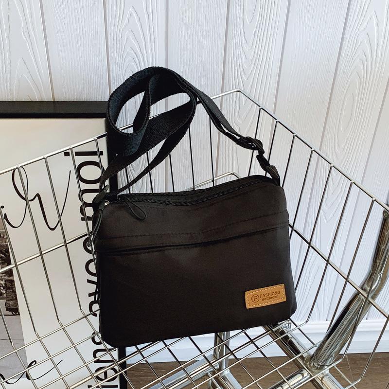 

Summer versatile casual solid color lightweight tote bag simple trend going out sports portable shoulder messenger bag чёрный