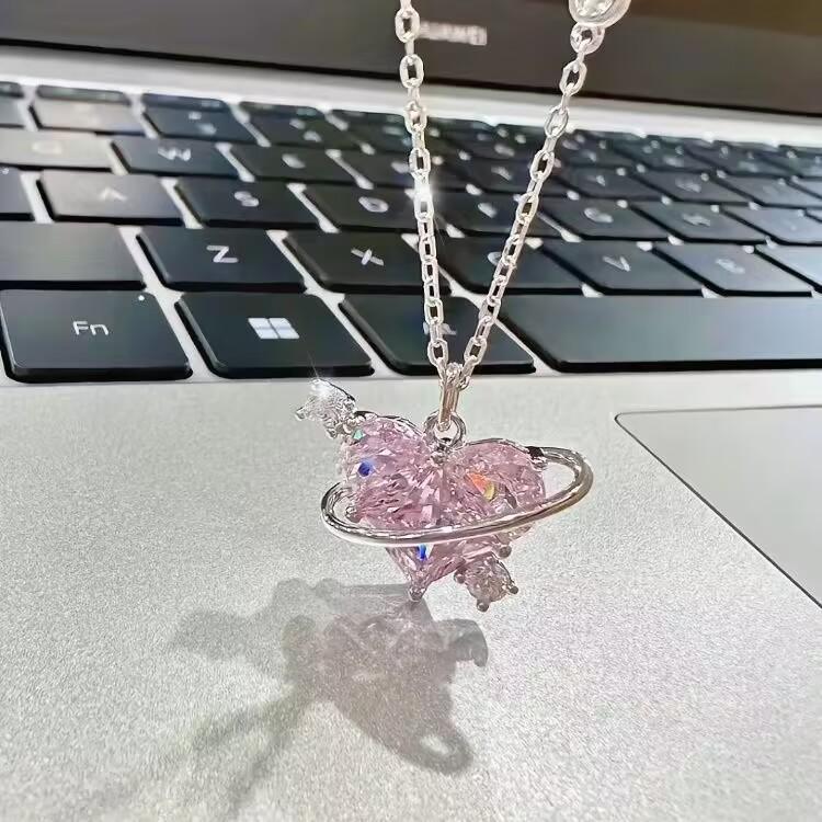 King Pink Diamond Love Necklace Ins Student Castle Sweet Pink Girl Heart Planet Guardian Sweetheart Necklace~