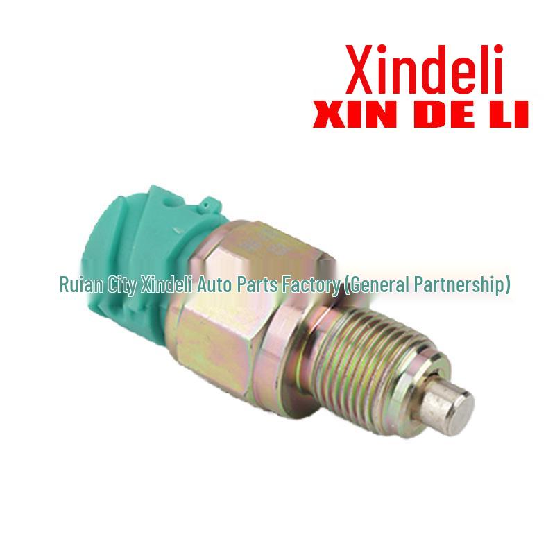 

Dongfeng Truck Reversing Light Constant-On Switch D68-470