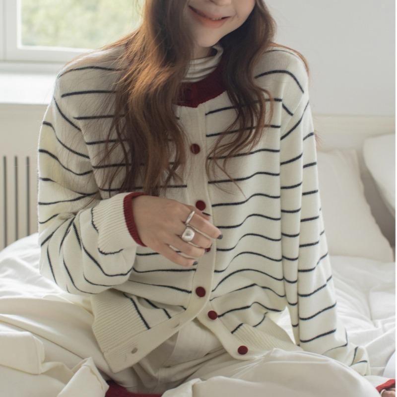 

Осенний корейский кардиган с круглым вырезом и полосками, женский свитер, модная повседневная трикотажная куртка свободного кроя с длинными рукавами, офисный элегантный топ, простая одежда one size абрикосовый