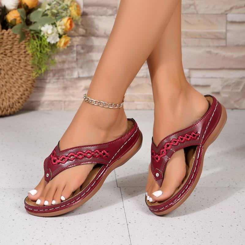 Women's shoes summer new sandals large size hollow rhinestone thick bottom toe cool slippers women