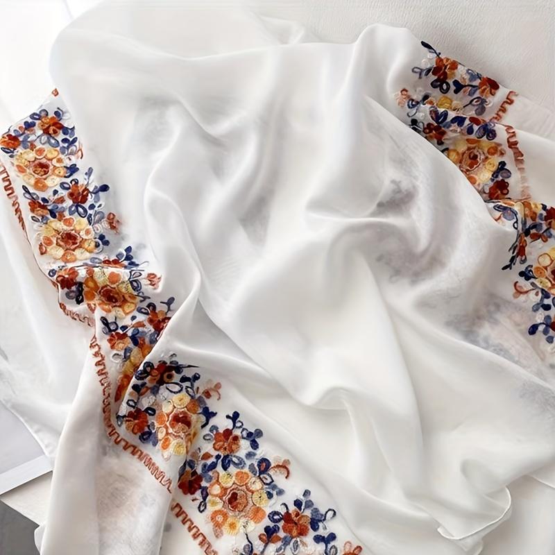 

Женский хлопко-льняной шарф в стиле бохо-шик — цветочная вышивка, легкий комфорт — дышащая солнцезащитная накидка для повседневной и пляжной одежды белый