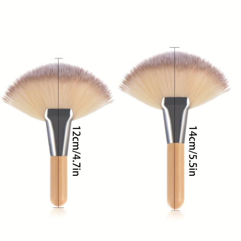 4Pcs Professional Makeup Brushes Set Large Fan Brush with Wooden Handle Designed for Makeup Removal and Highlighter Application