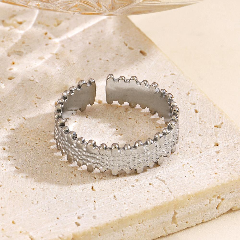 Stainless Steel Wide Face Opening Rings for Women Men Classic French Style Retro Texture Rings Banquet Charm Jewelry Accessories