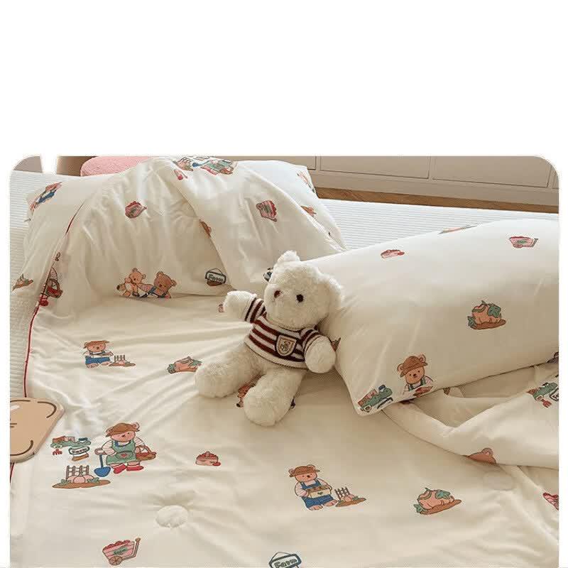 Luowei Cherry Bear Ice Silk Baby Summer Quilt
