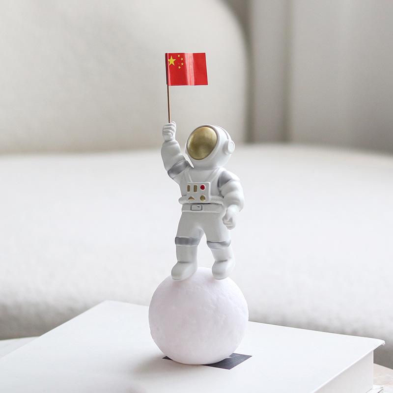 Creative Cartoon Space Astronaut Planet Ornaments Modern Simple Model Room Children's Room Bedroom Study Decoration
