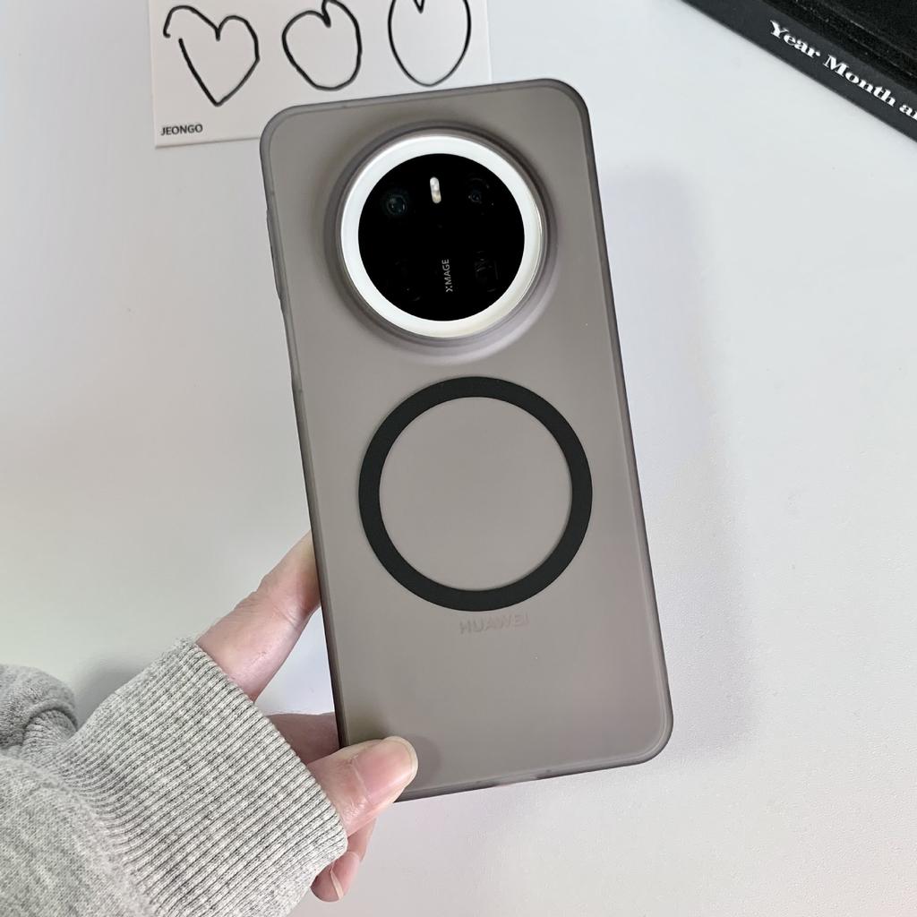 Applicable to Huawei Mate70 magnetic mobile phone case Mate60pro skin matte ultra-thin high-transparency simple protective case