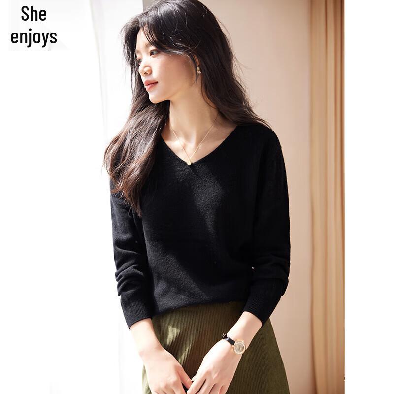 

Женский свитер с V-образным вырезом из 100% чистой шерсти M