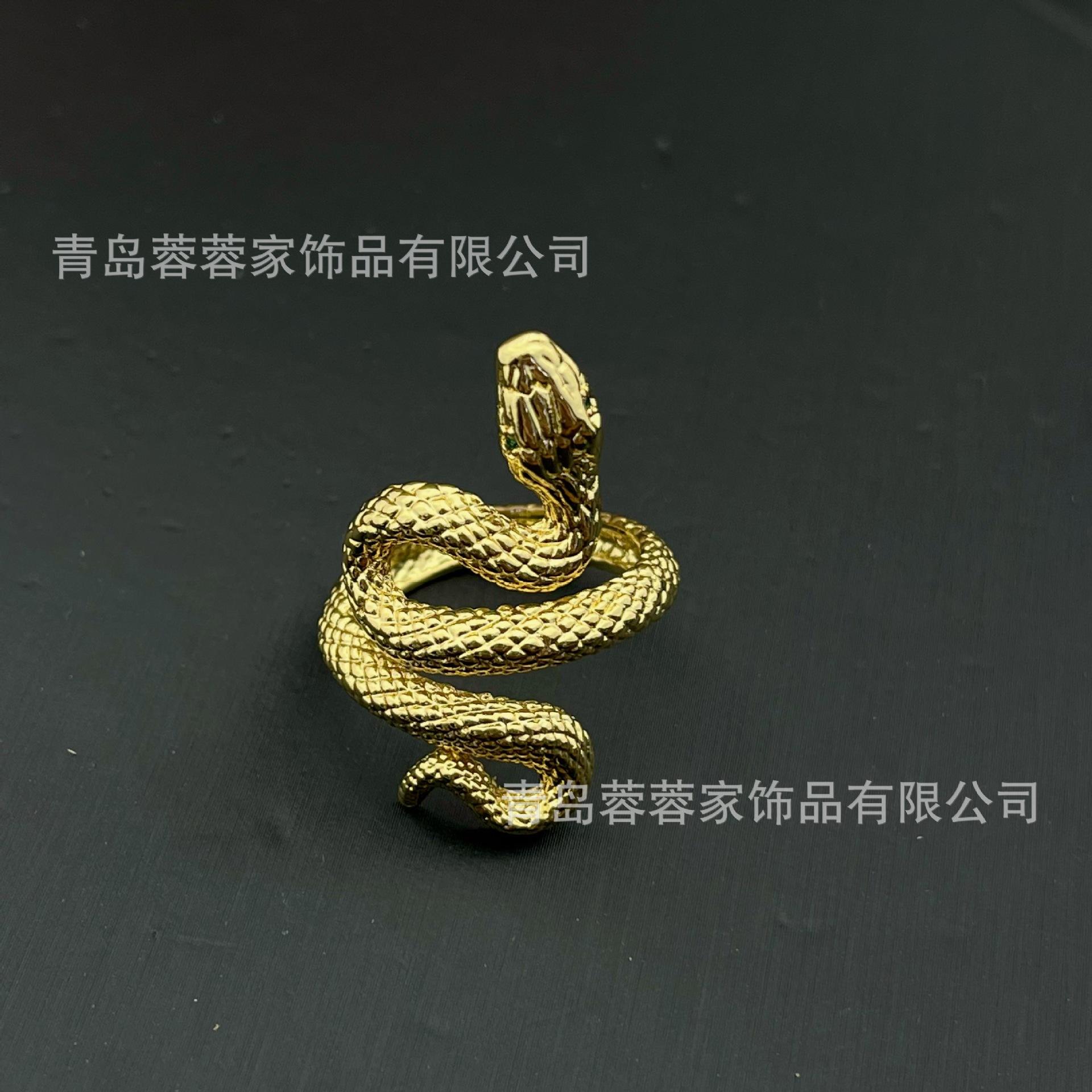 

Best-selling Snake Shaped Exaggerated Inlaid Vintage Jewelry Ring In Europe America Does Not Fade With A Light Luxury High-end Feel