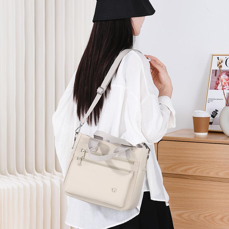 Borsa Tote Versatile in Nylon con Tasche Multiple con Zip Tracolla Regolabile Borsa a Spalla Casual per Donne Quotidiana