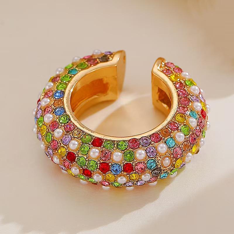 Retro Fashion C-Shaped Bling Ear Clips with Colored Diamonds - Trendy No-Pierce Earrings