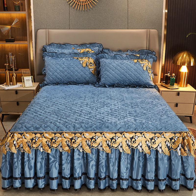 3PCS Lace Quilted Crystal Velvet Bed Skirt Three-piece Set for Autumn and Winter Warmth Coral Fleece Bed Cover Thickened Fleece Bed Cover