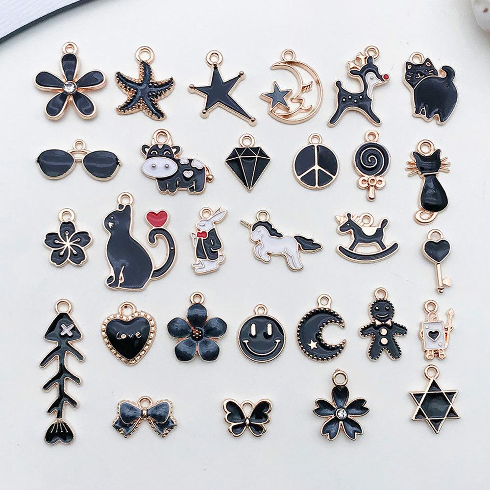 

Black Drip Oil Alloy Jewelry Charm Keychain Pendant Black Drip Oil with Zinc Alloy