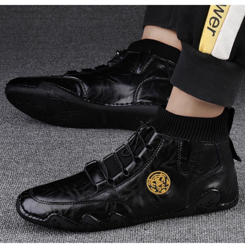 Scarpe Casual da Uomo in Vera Pelle Nuovi Stivali da Uomo Sneakers da Uomo Morbide Comode Traspiranti Scarpe Basse da Uomo Botas Para Hombre
