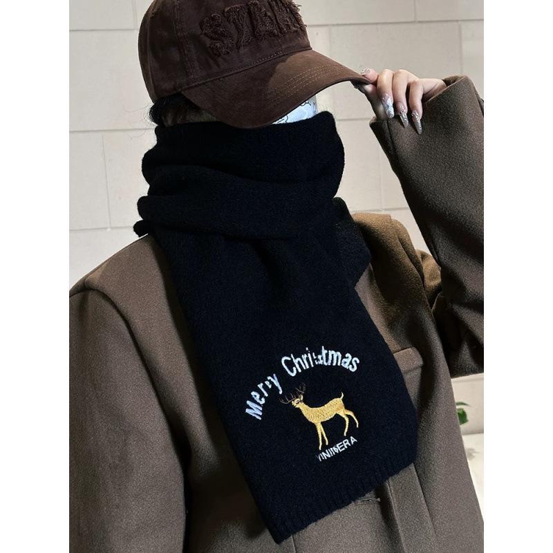 Écharpe Tricotée Mélange Laine Rouge Renne pour Femme - Style Chaleureux de Noël