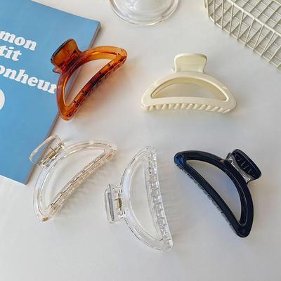 New Elegant Acrylic Large Claw Clip for Women Ins Simple Fashion Retro Hollow Fan-shaped Hair Clip Girls Hair Accessories