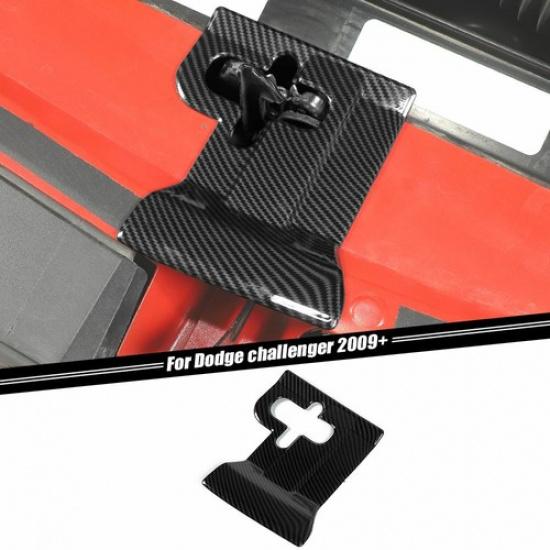 Пылезащитная накладка-заглушка на болт замка капота из углеродного волокна для Dodge Challenger 09+