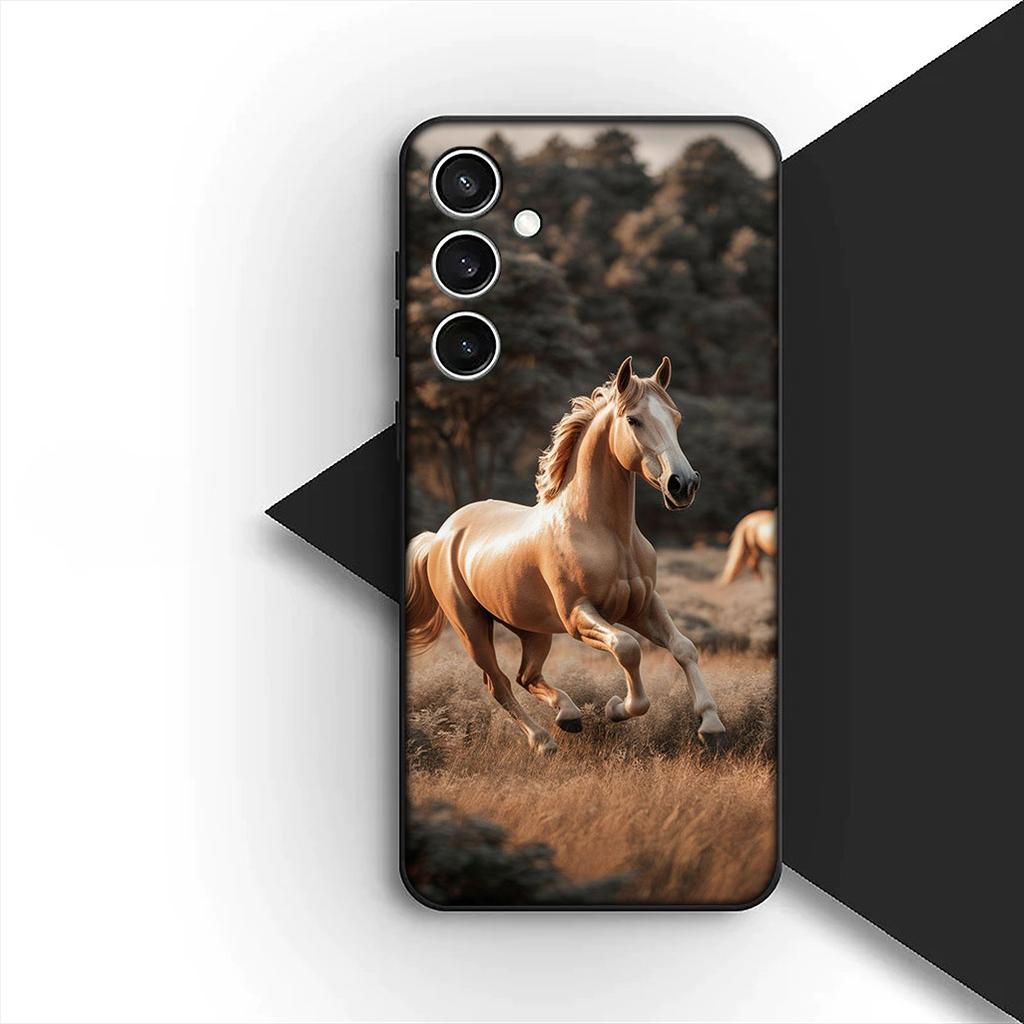 Running Wild And Free Horse Phone Cover for Motorola Moto Edge 70 60 Fusion Stylus NEO Pro Plus G04S G MAX Stylus G04 Case